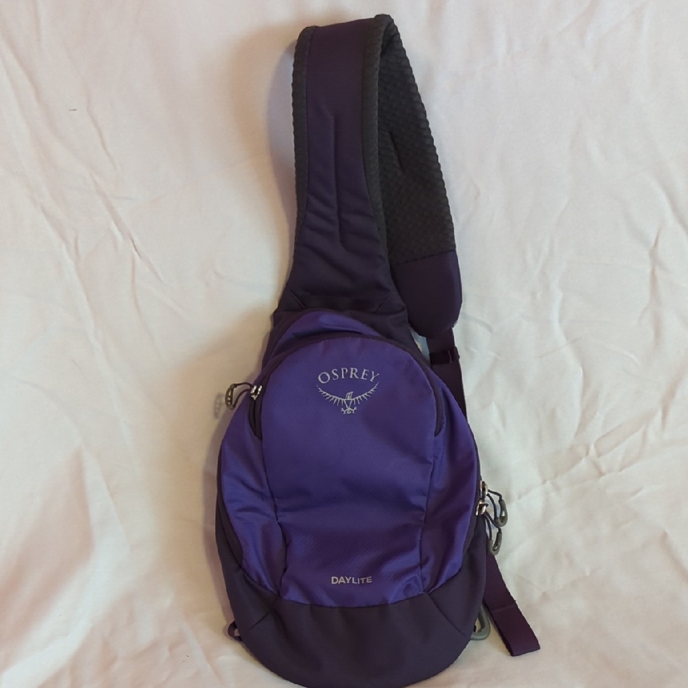 Osprey Daylite Purple Sling Backpack